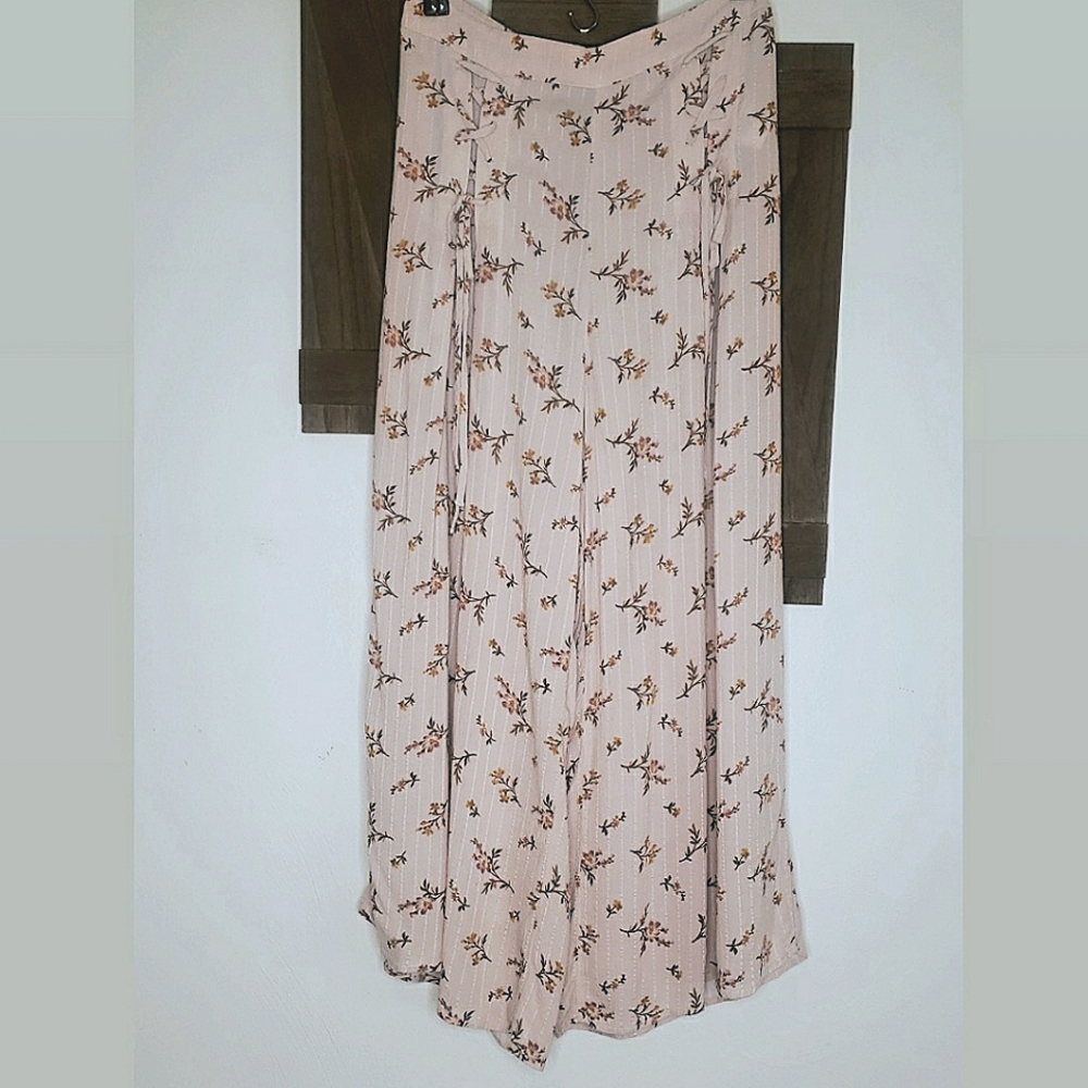 American Eagle casual floral pants